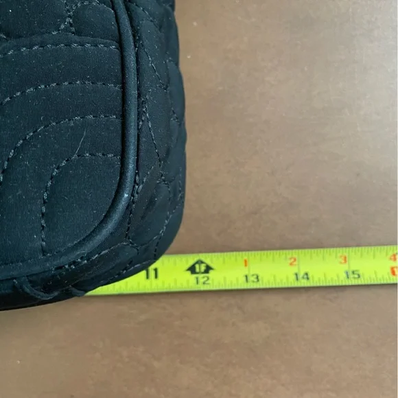 Vera Bradley EUC zip top shoulder hobo bag in quilted black - Picture 10 of 14